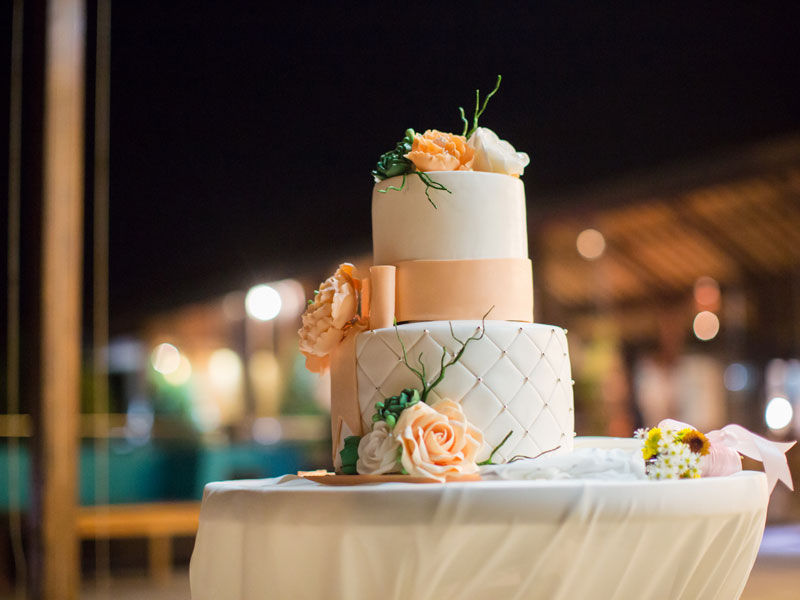 Featured image of post Kue Pernikahan Wedding Cake Mewah