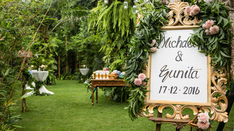 Royal Beach Wedding