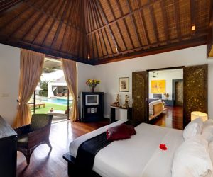Majapahit Maya Villa